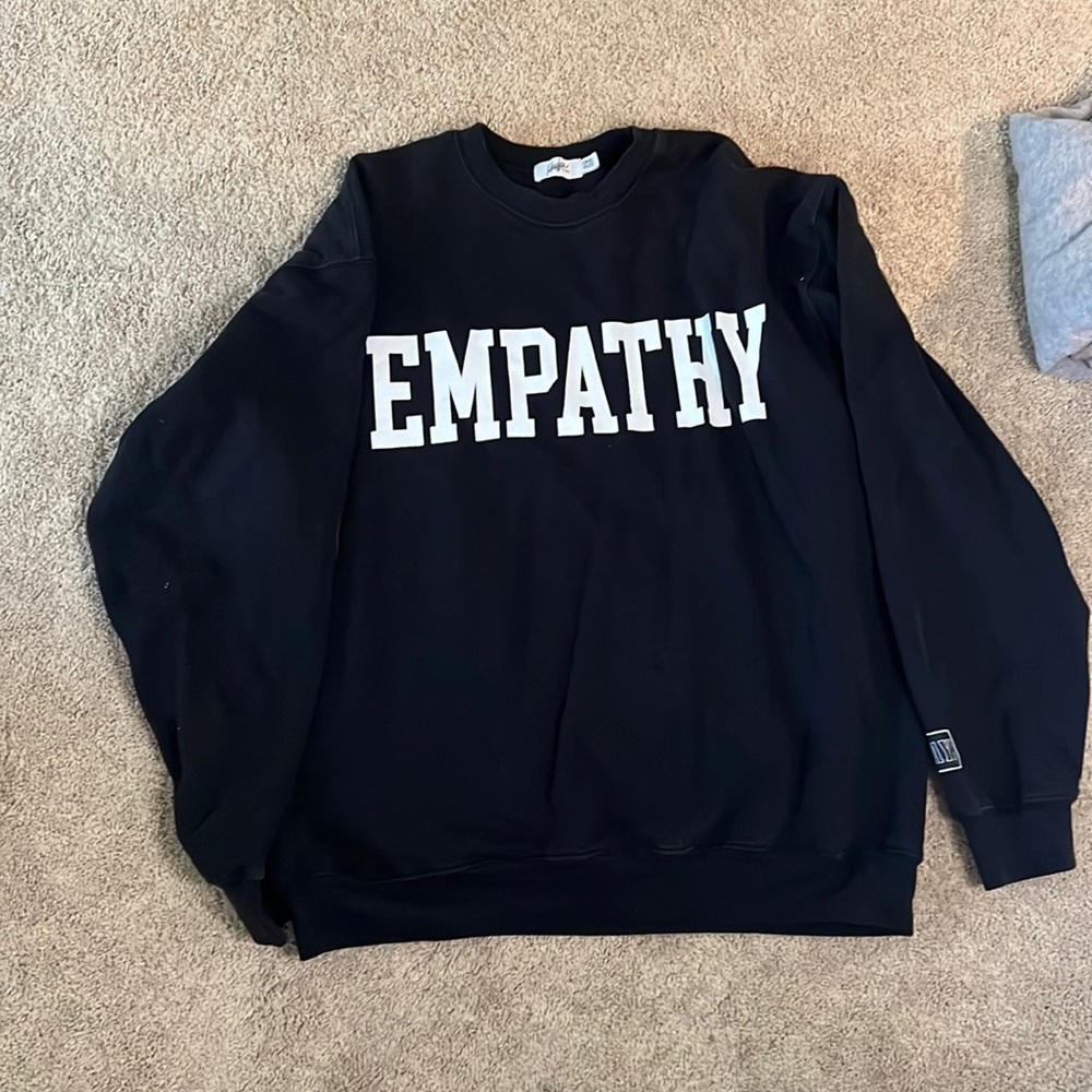 Mayfair Empathy crew neck, black, one size